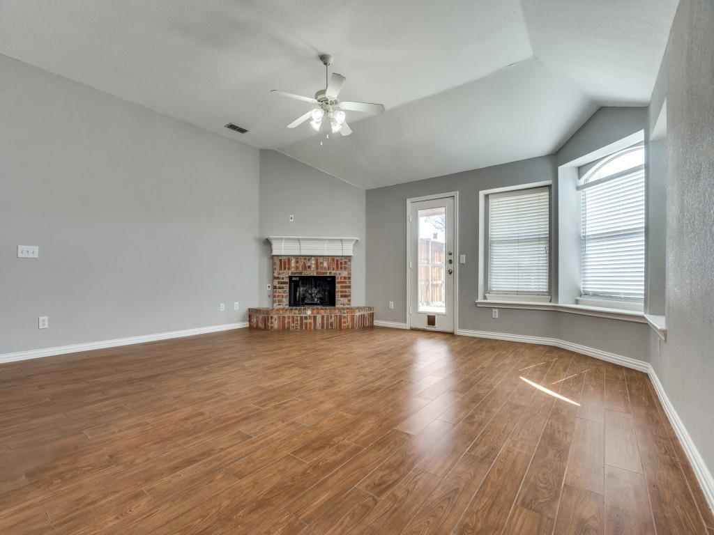 1720 Hackberry Branch Drive Property Photo 7