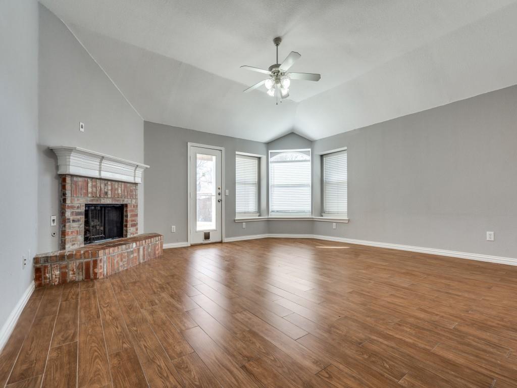 1720 Hackberry Branch Drive Property Photo 8
