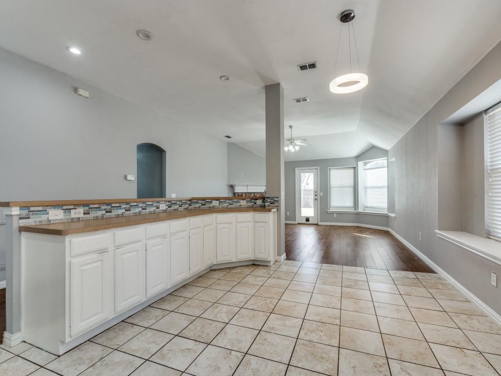 1720 Hackberry Branch Drive Property Photo 15