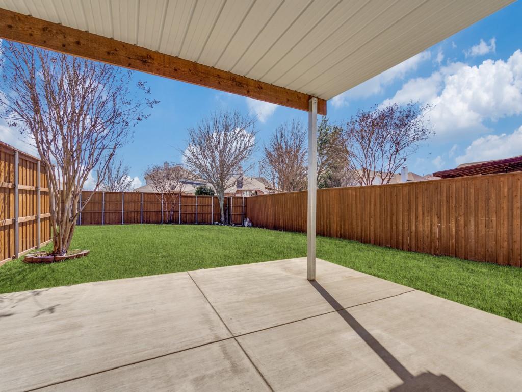1720 Hackberry Branch Drive Property Photo 28