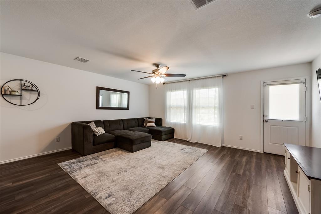 1516 Deerchase Drive Property Photo 6