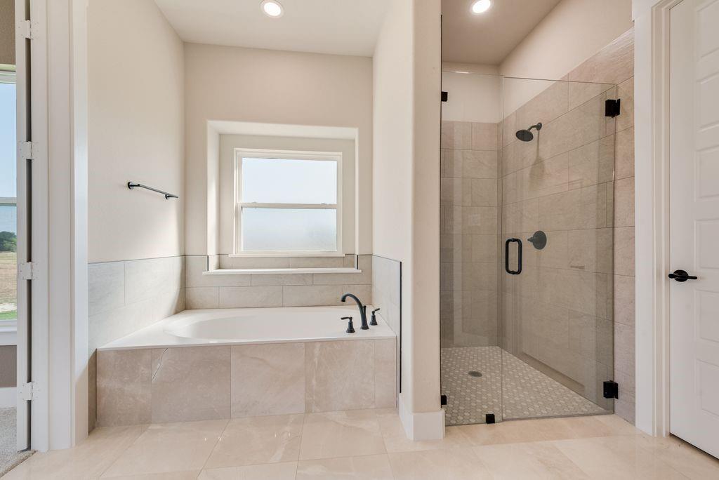 6421 Dalyn Drive Property Photo 27