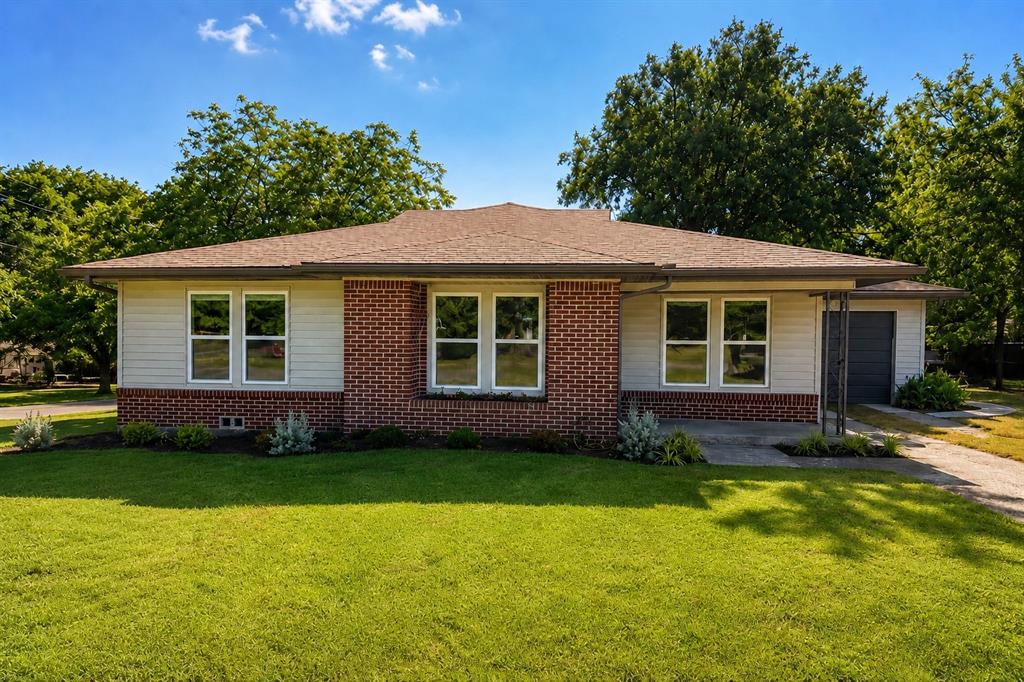 1202 S Hatcher Street Property Photo 1