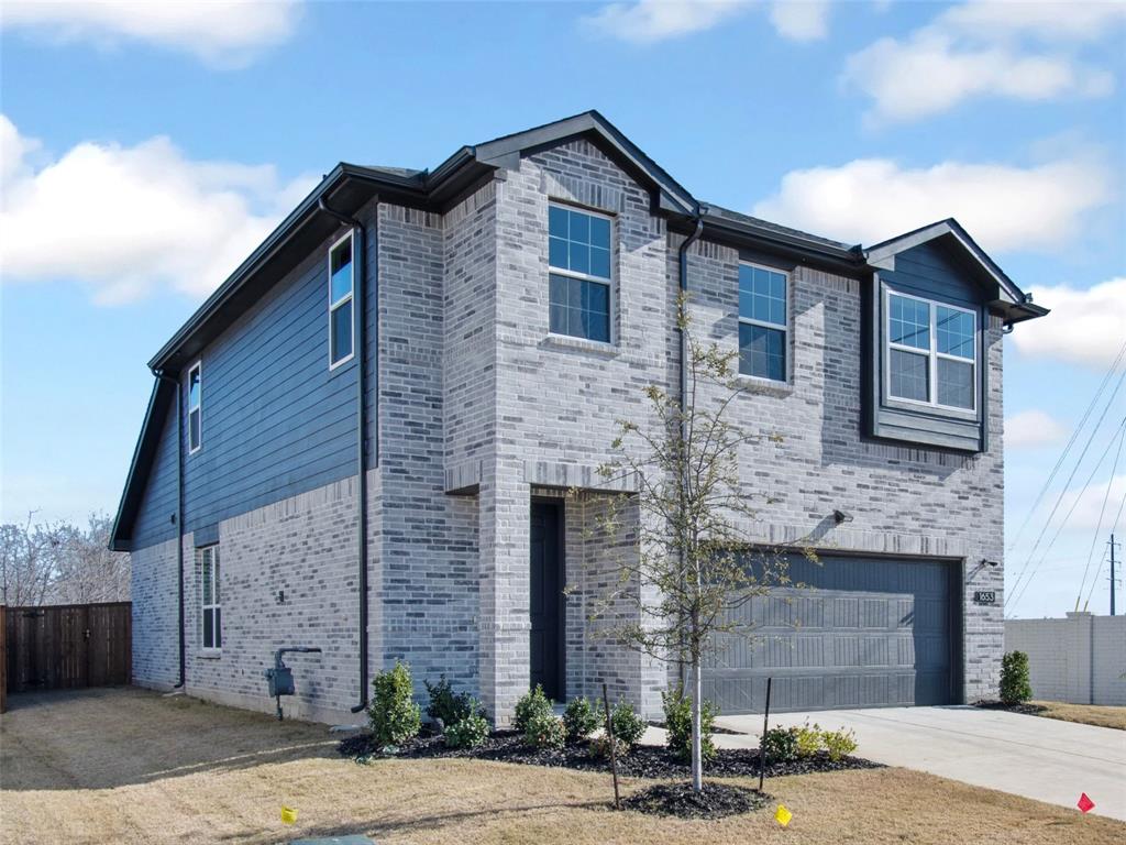 1653 Cloud Cover View Property Photo 1