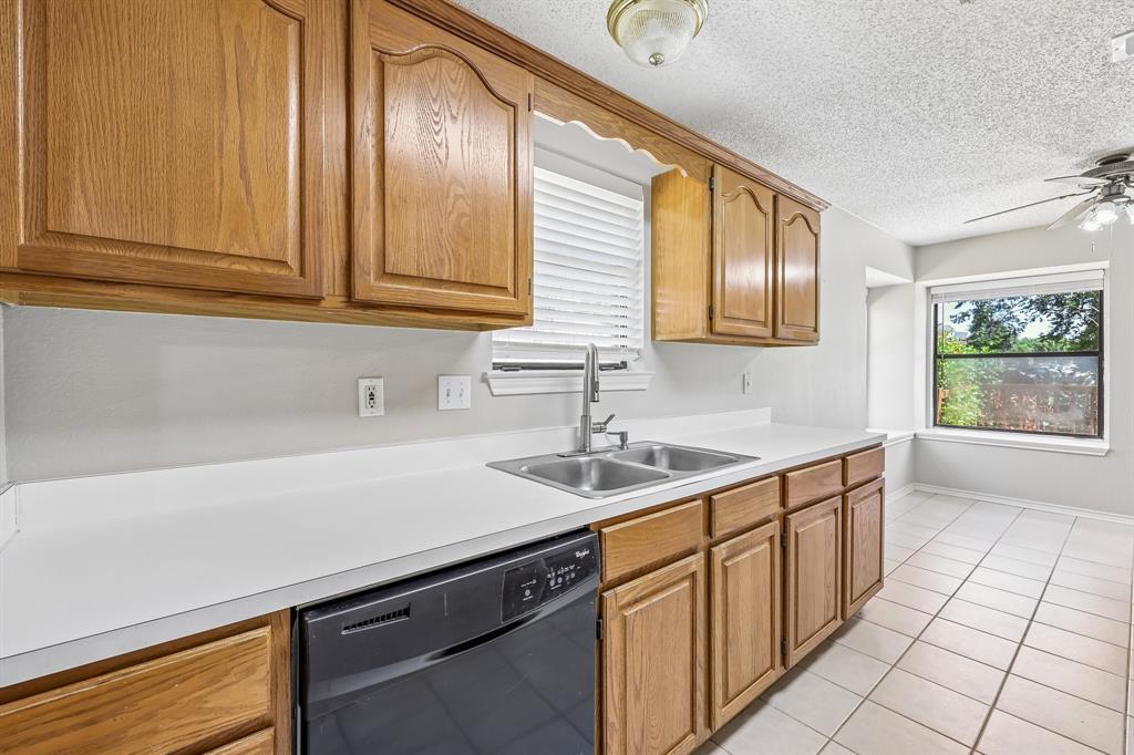 3211 Brookview Drive Property Photo 10