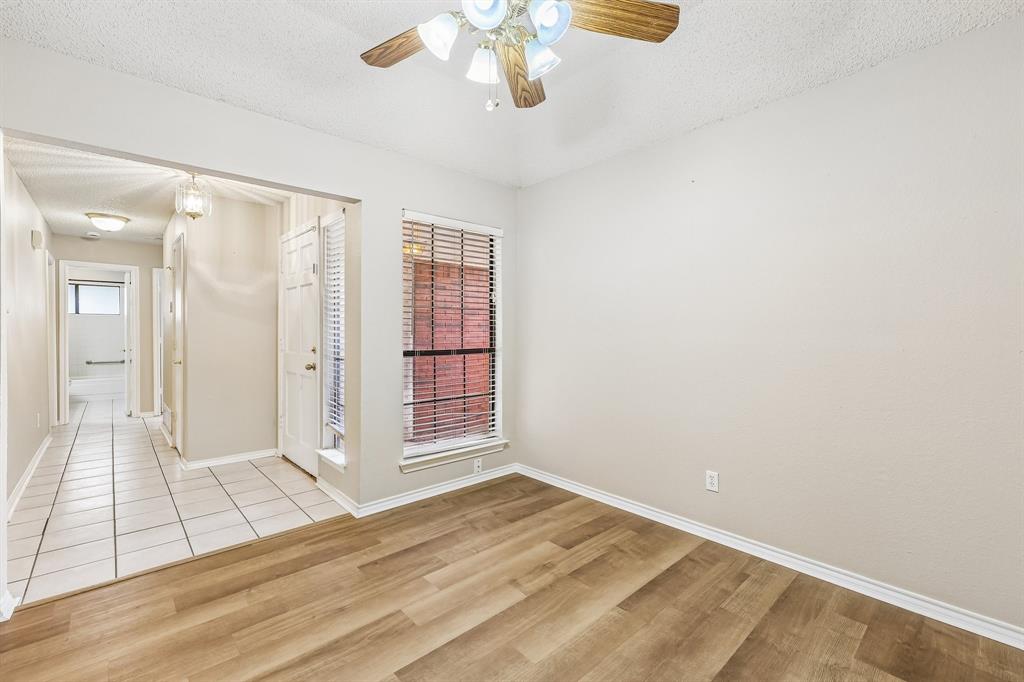 3211 Brookview Drive Property Photo 11