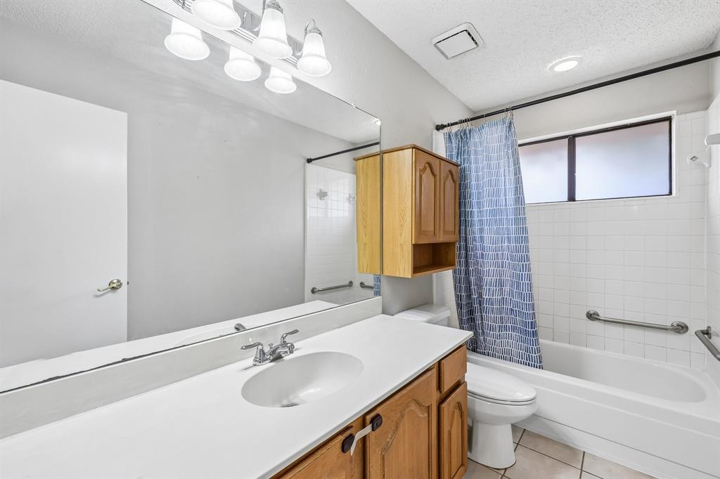 3211 Brookview Drive Property Photo 13