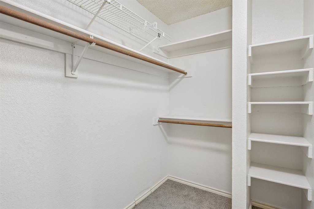 3211 Brookview Drive Property Photo 21