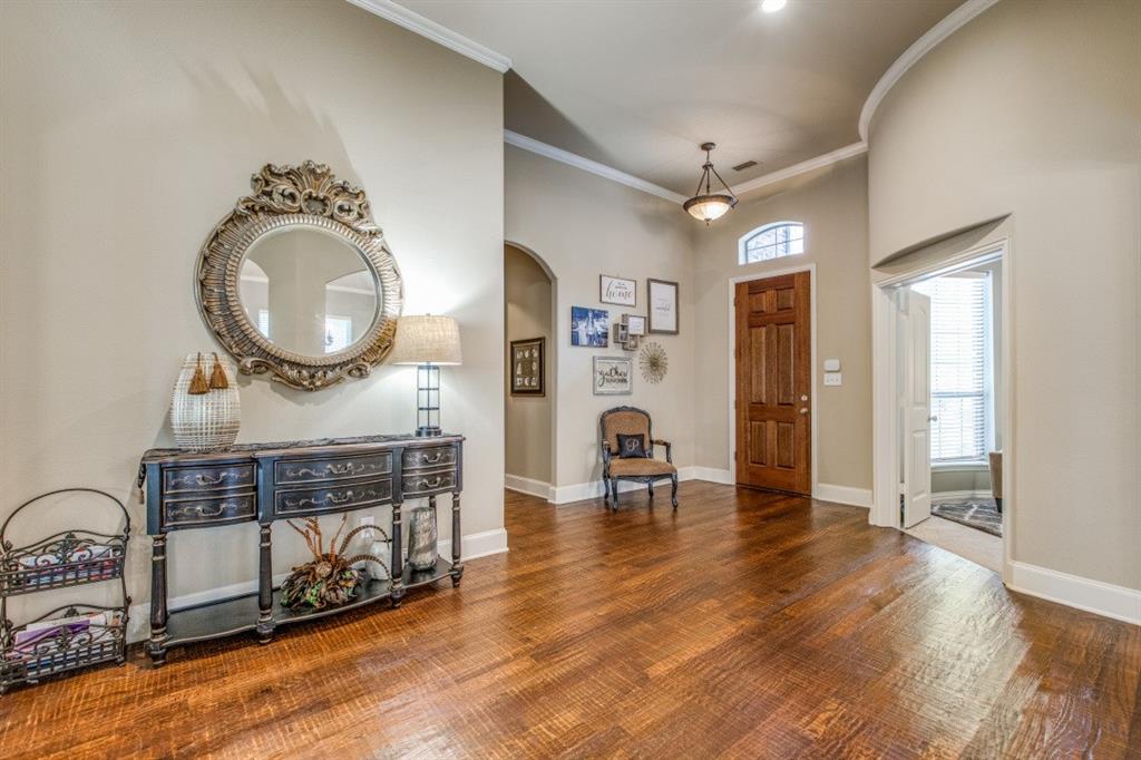 5509 Bentrose Drive Property Photo 4