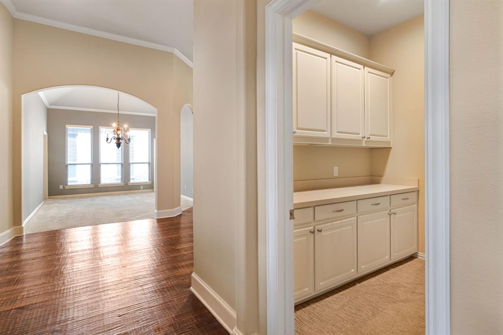 5509 Bentrose Drive Property Photo 7