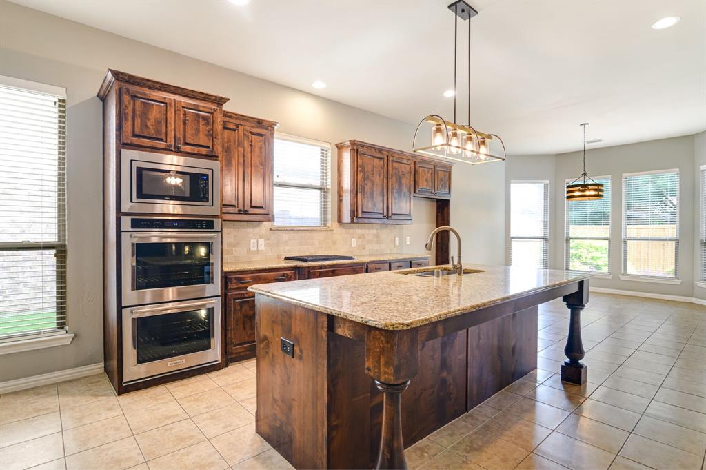 5509 Bentrose Drive Property Photo 8