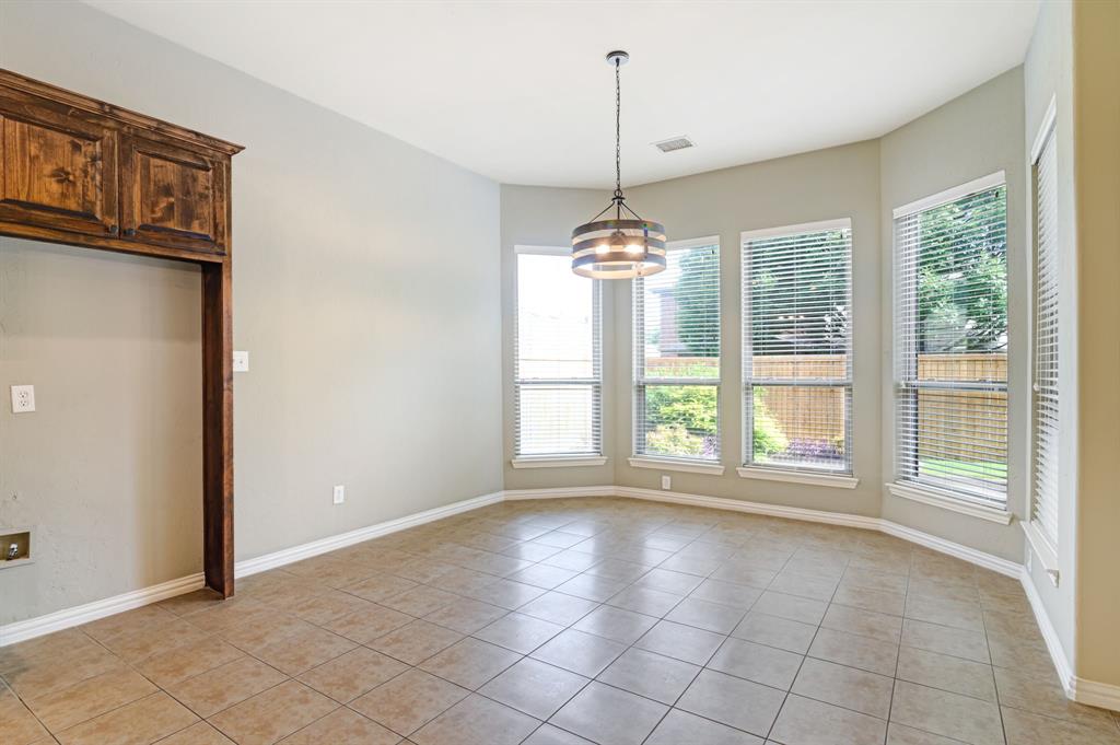 5509 Bentrose Drive Property Photo 12