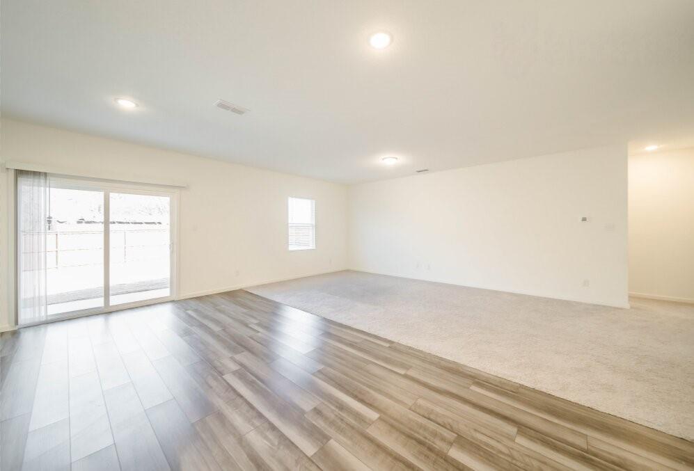 808 Juniper Street Property Photo 5