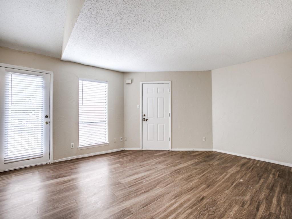 9839 Walnut Street 207 Property Photo 3