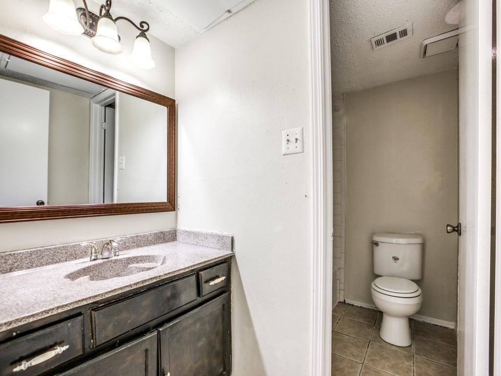 9839 Walnut Street 207 Property Photo 9