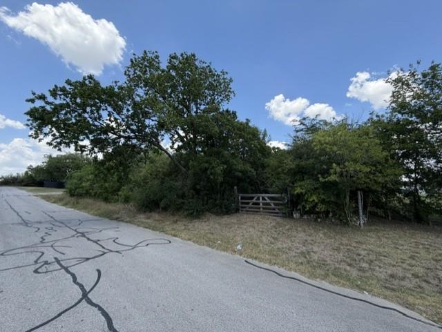 2116 Castleberry Cut-off Property Photo 1