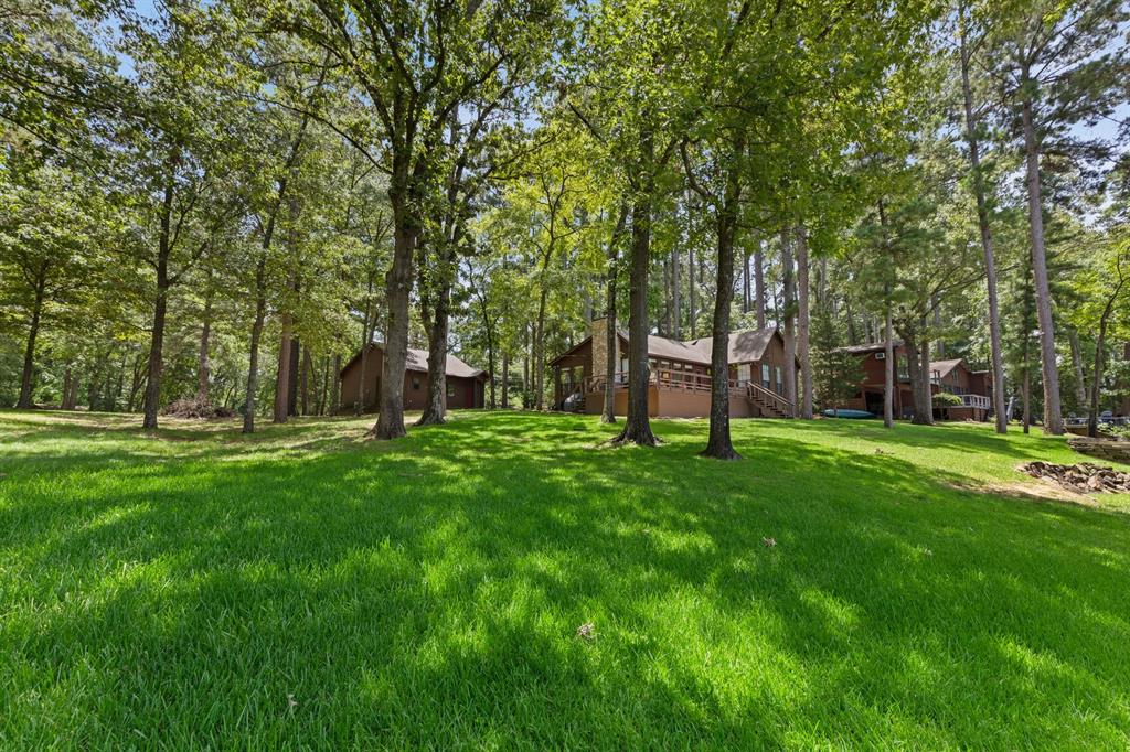 400 Windy Point Drive Property Photo 35