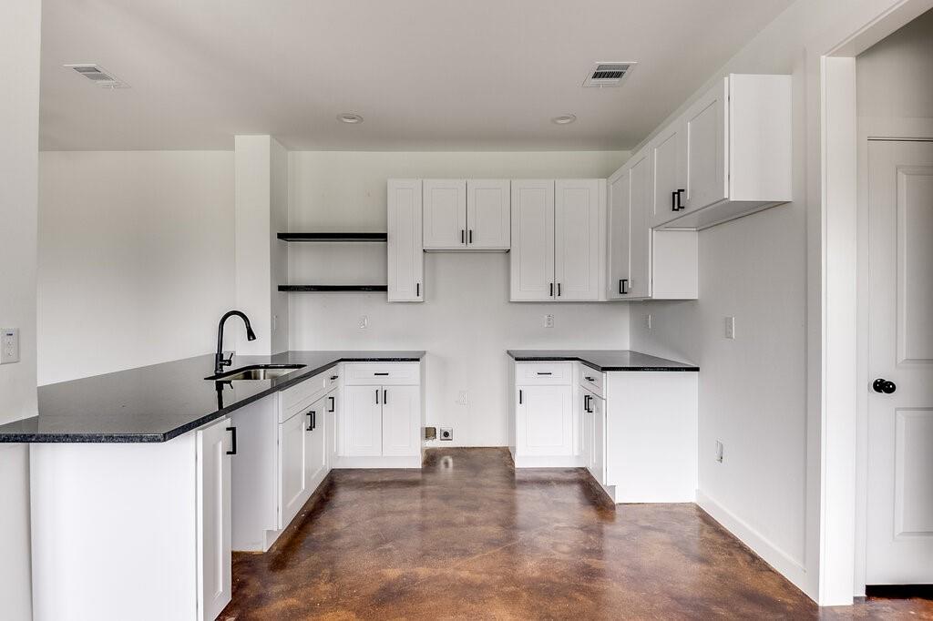 1020 Burnett Boulevard A And B Property Photo 6