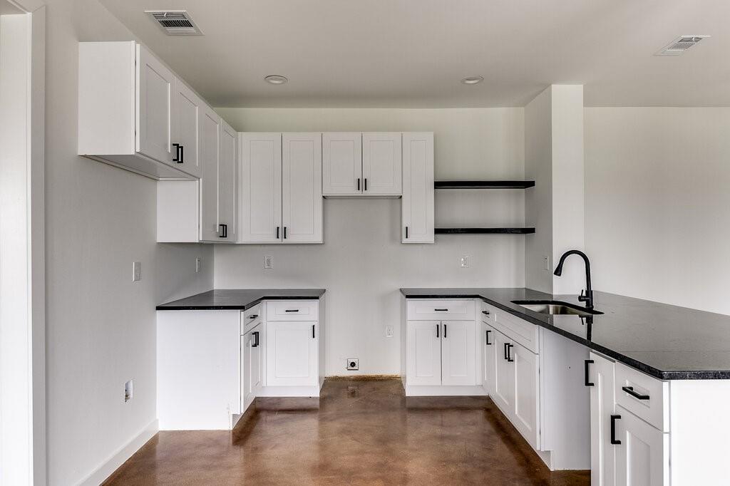 1020 Burnett Boulevard A And B Property Photo 8