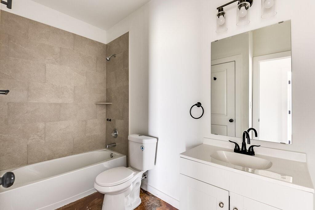 1020 Burnett Boulevard A And B Property Photo 12