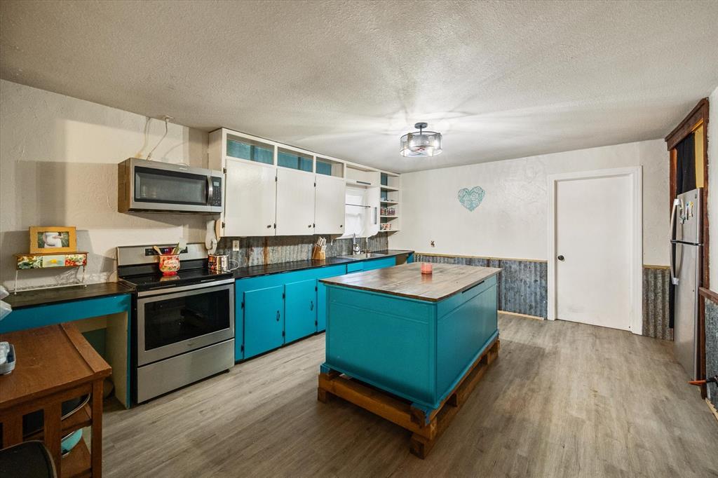 101 S Runnels Avenue Property Photo 1
