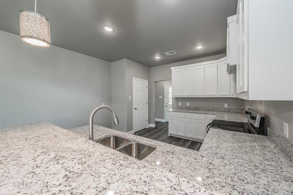 708 Elba Street Property Photo 11