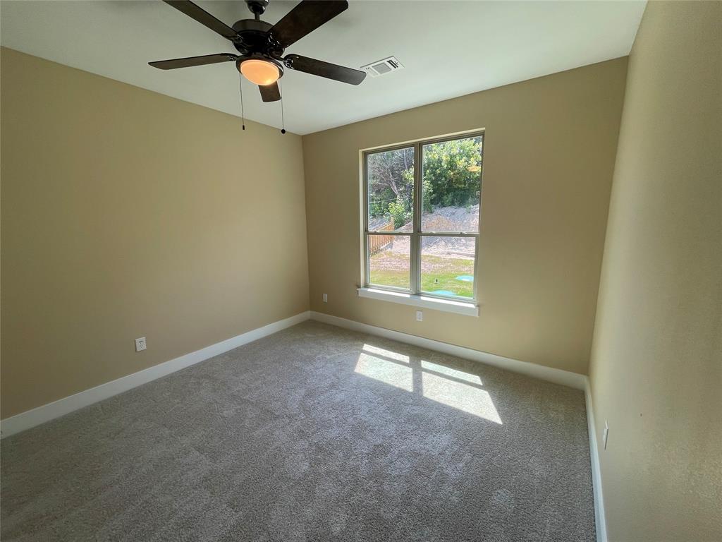 4313 Mountain Hollow Drive Property Photo 4