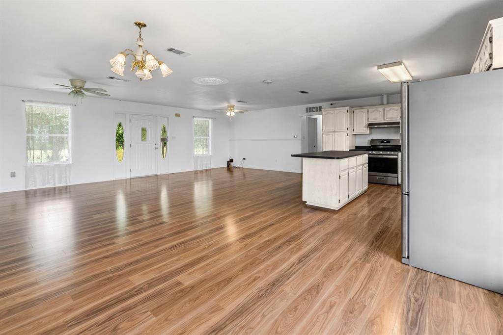 2271 Fm 2949 Property Photo 5