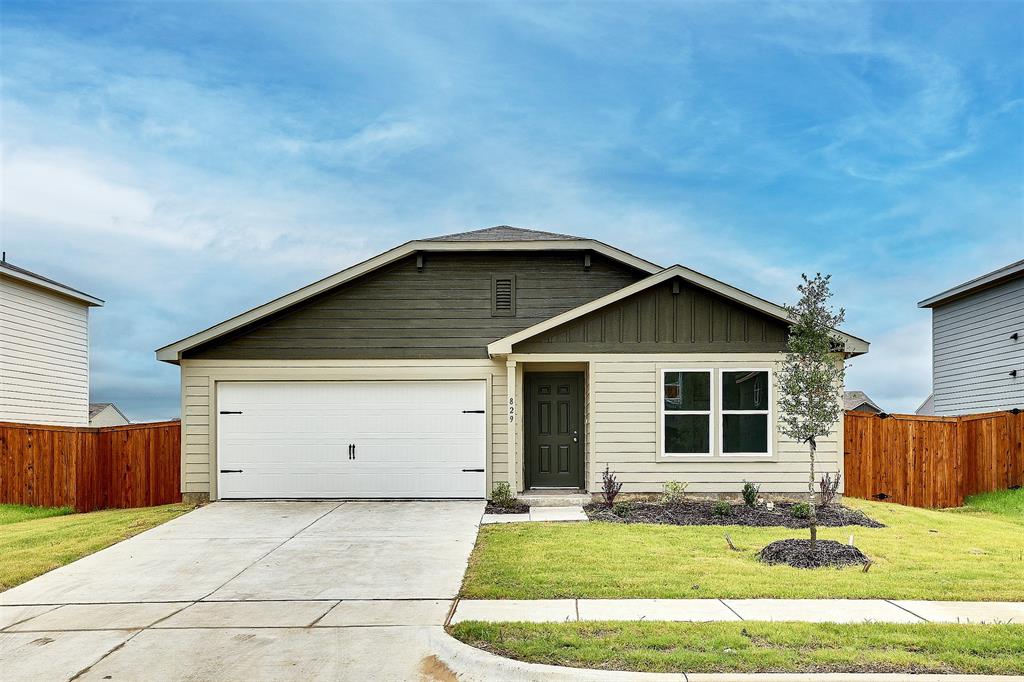 829 Eagles Nest Drive Property Photo 1