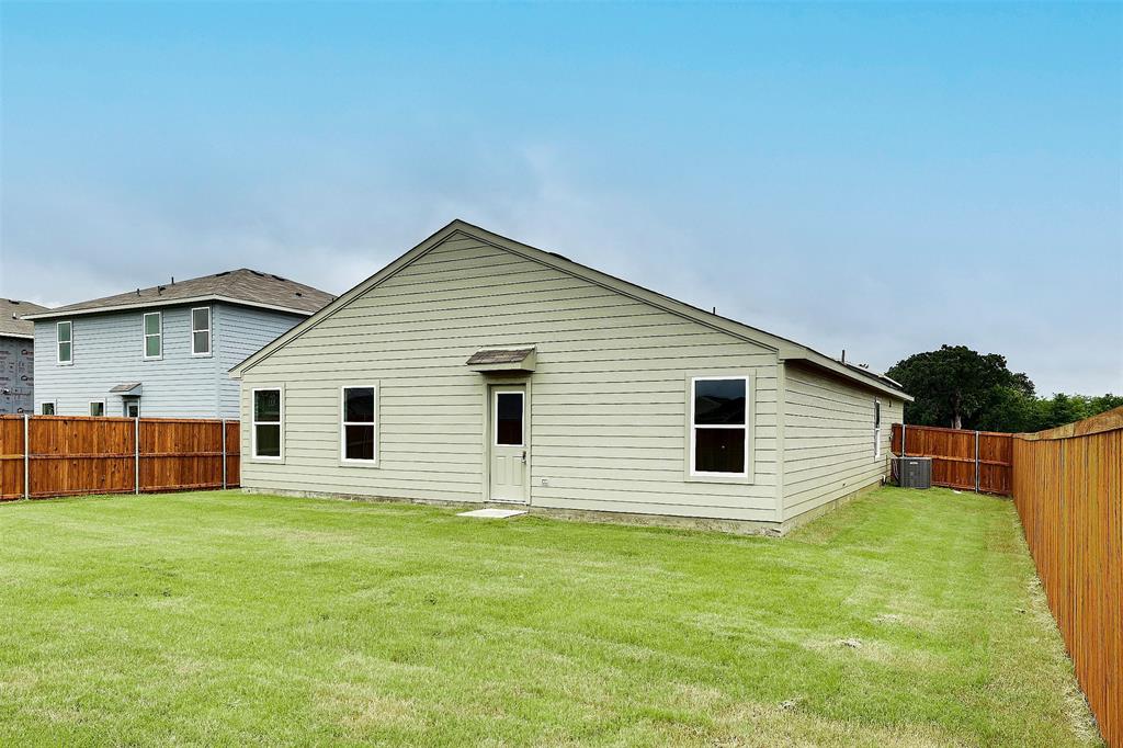 829 Eagles Nest Drive Property Photo 3