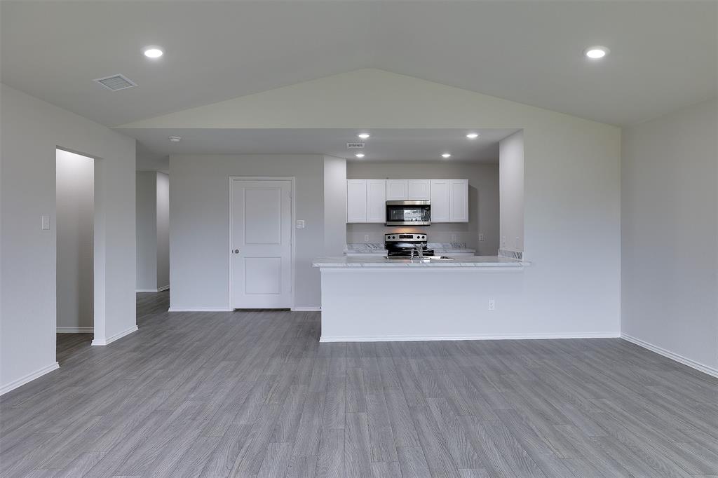 829 Eagles Nest Drive Property Photo 12