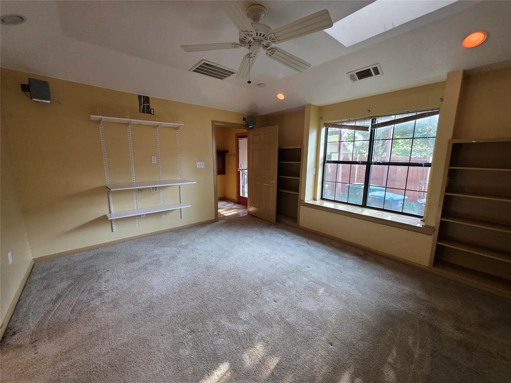 2216 Daisy Lane Property Photo 12