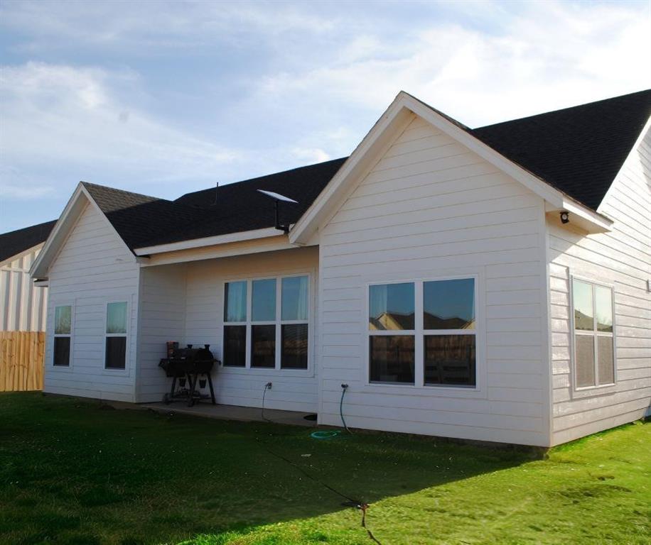 9221 Parkview Property Photo 2