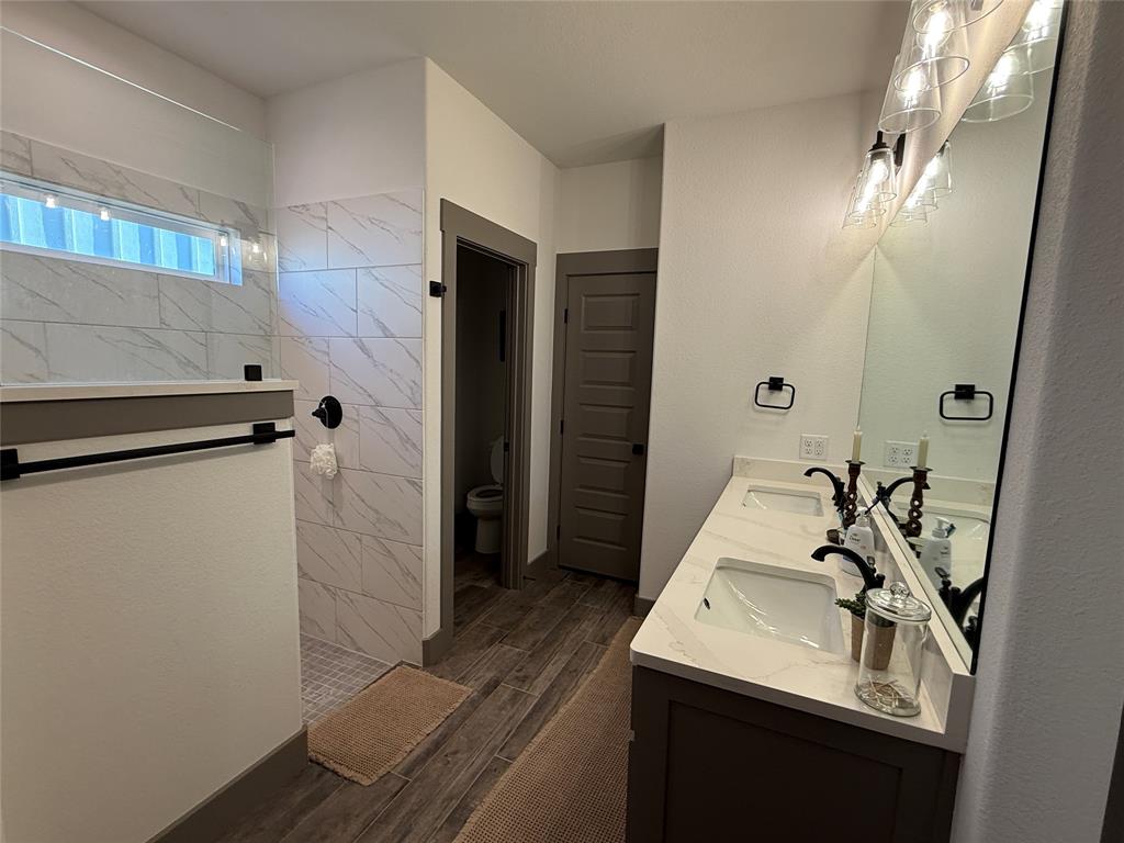 9221 Parkview Property Photo 21