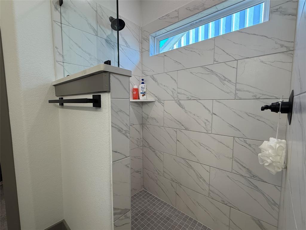 9221 Parkview Property Photo 23