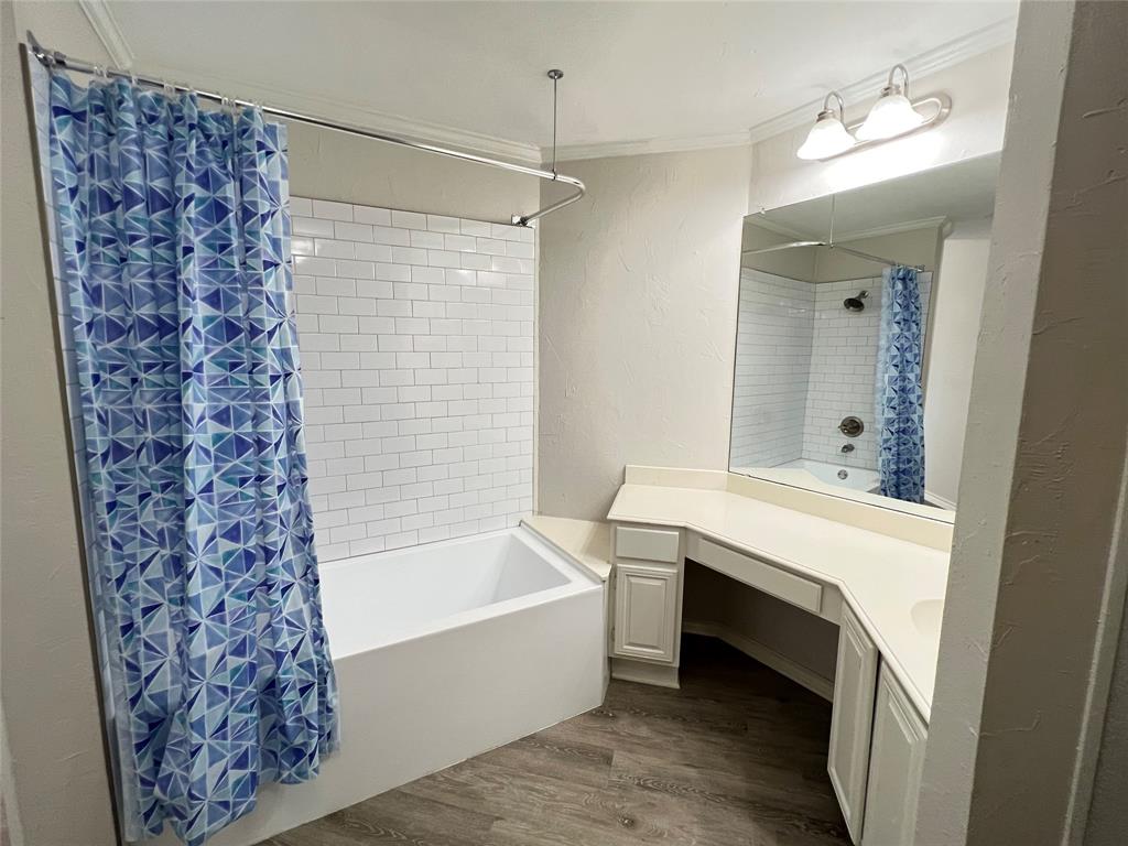 10913 Gable Drive Property Photo 8