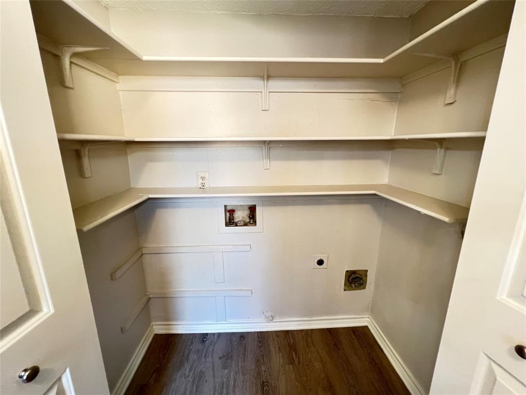 10913 Gable Drive Property Photo 22