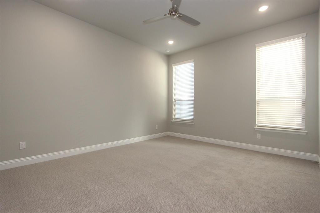 4127 Runway Mews Property Photo 11