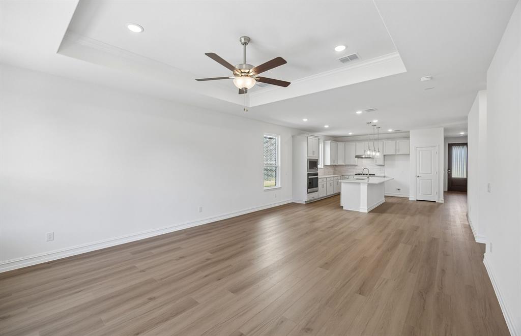 437 Avian Way Property Photo 7