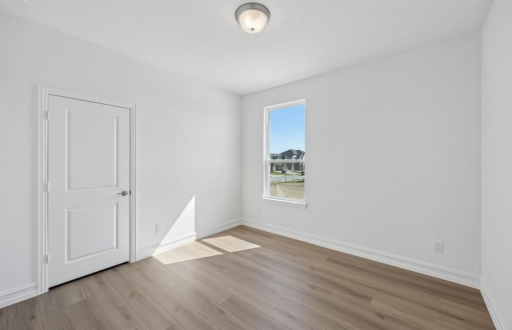 437 Avian Way Property Photo 14
