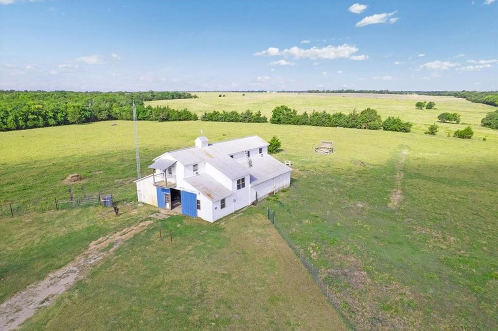 1154 Outlaw Trail Property Photo 3