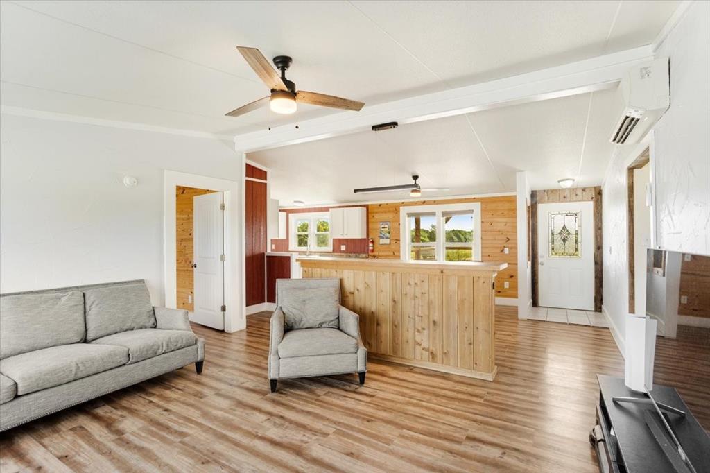 1154 Outlaw Trail Property Photo 8