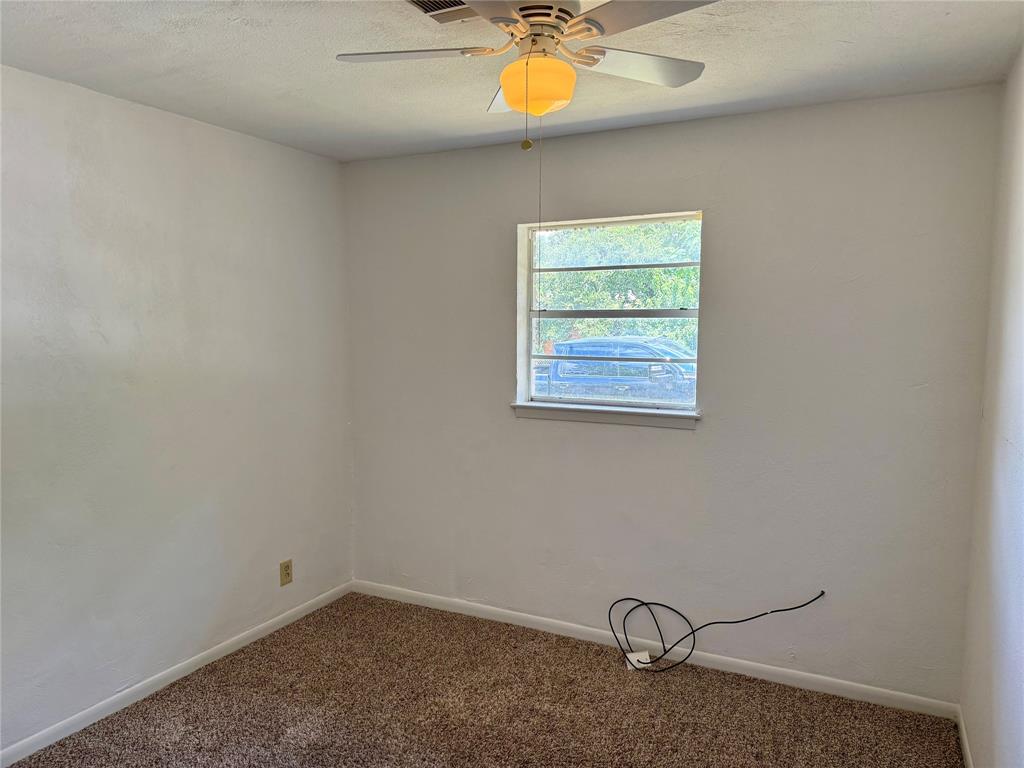 1407 N East St Property Photo 11