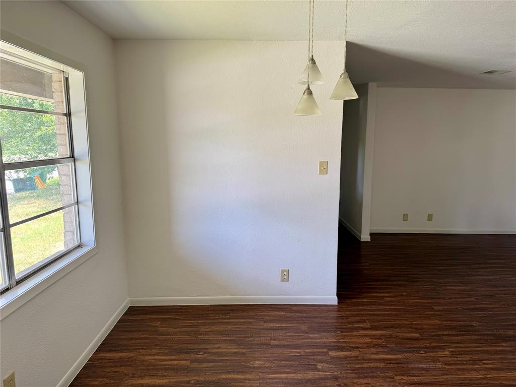 1407 N East St Property Photo 15