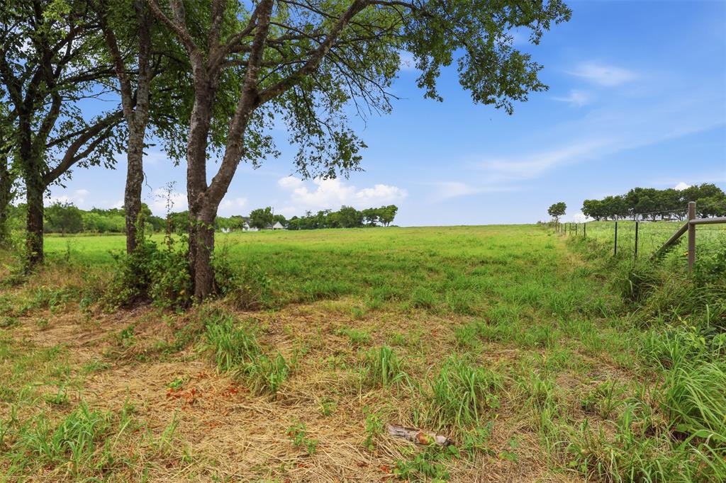 7005 Cr-302 Property Photo 2