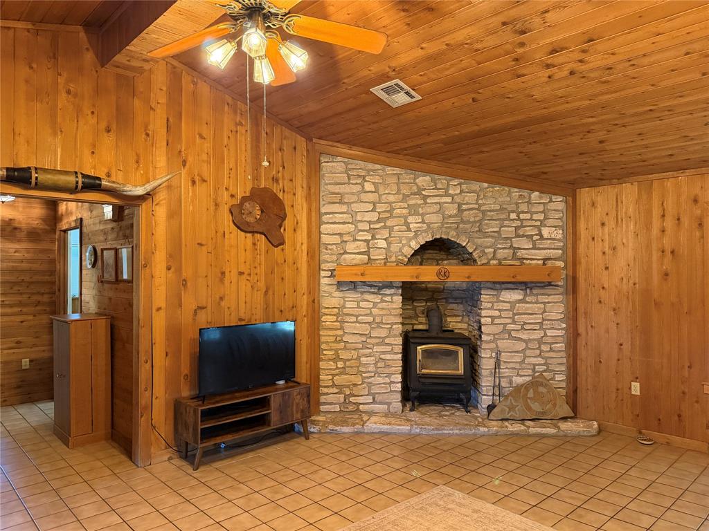 10047 E State Highway 36 Property Photo 20