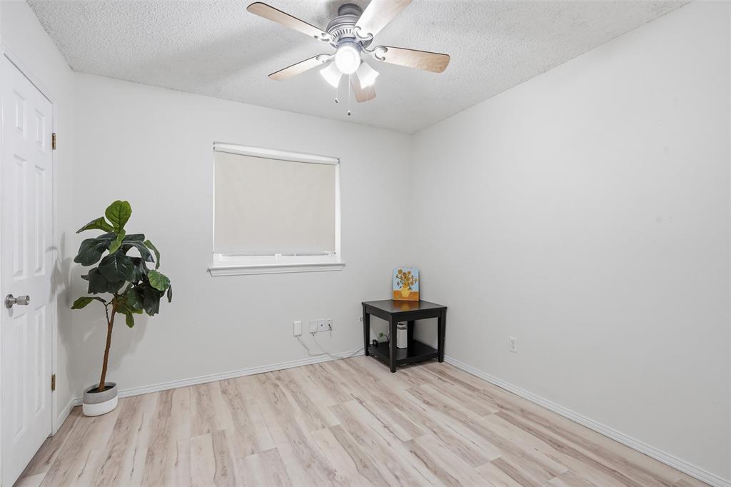 3113 Spring Lake Drive Property Photo 16