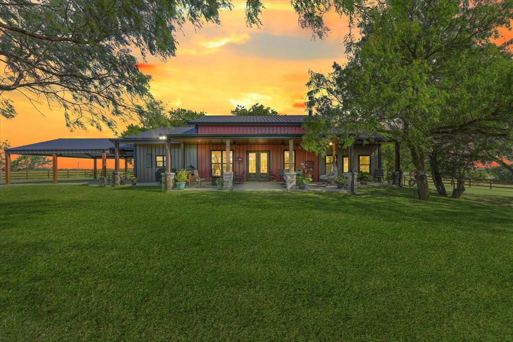 9861 Fm-66 Property Photo 2
