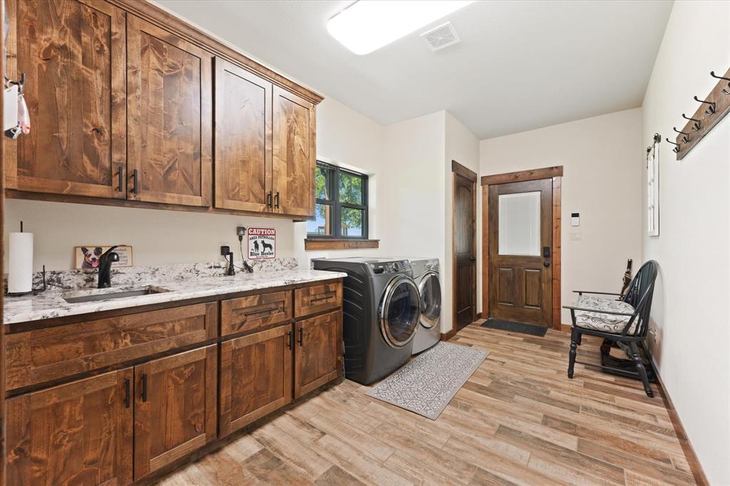 9861 Fm-66 Property Photo 15