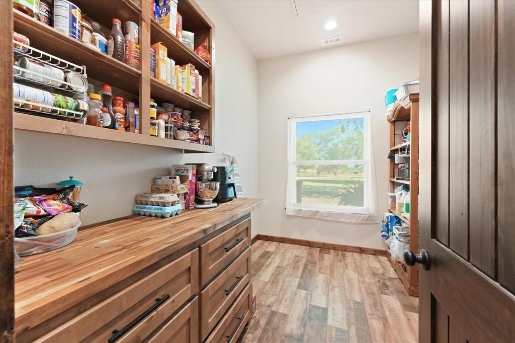 9861 Fm-66 Property Photo 22